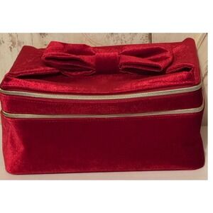 Estée Lauder Red Velvet Box Make Up Cosmetic Toiletry Case Double Zip Around New